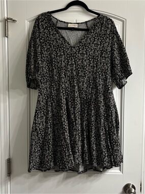 Universal Thread Black Mini Dress with White Floral Print
